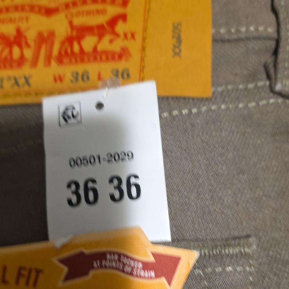 Levi's Men's 501 Straight Fit Jeans - Tan - Picture 4 of 8